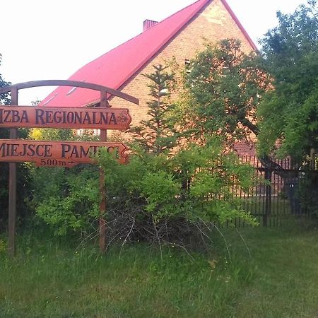 Izdebka W Zaciszu Bed and Breakfast Czarna Dabrowka Εξωτερικό φωτογραφία