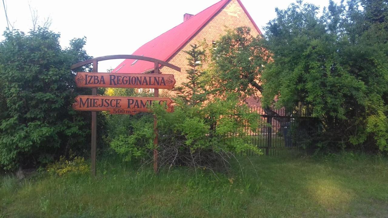 Izdebka W Zaciszu Bed and Breakfast Czarna Dabrowka Εξωτερικό φωτογραφία
