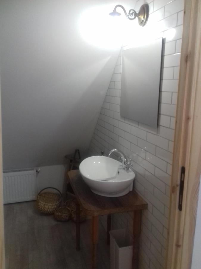 Izdebka W Zaciszu Bed and Breakfast Czarna Dabrowka Εξωτερικό φωτογραφία